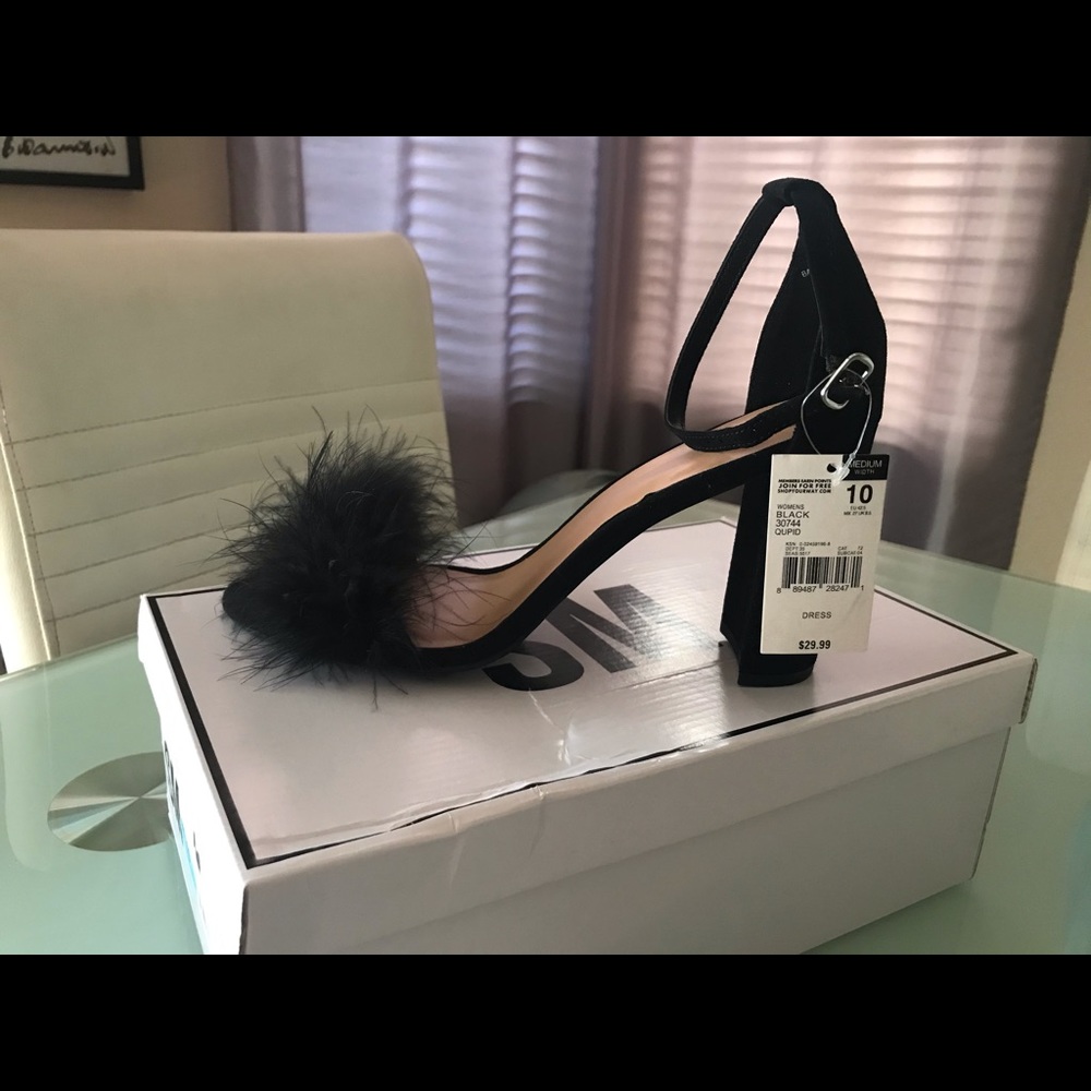 Steve Madden Feather Peep Toe Block Heel
